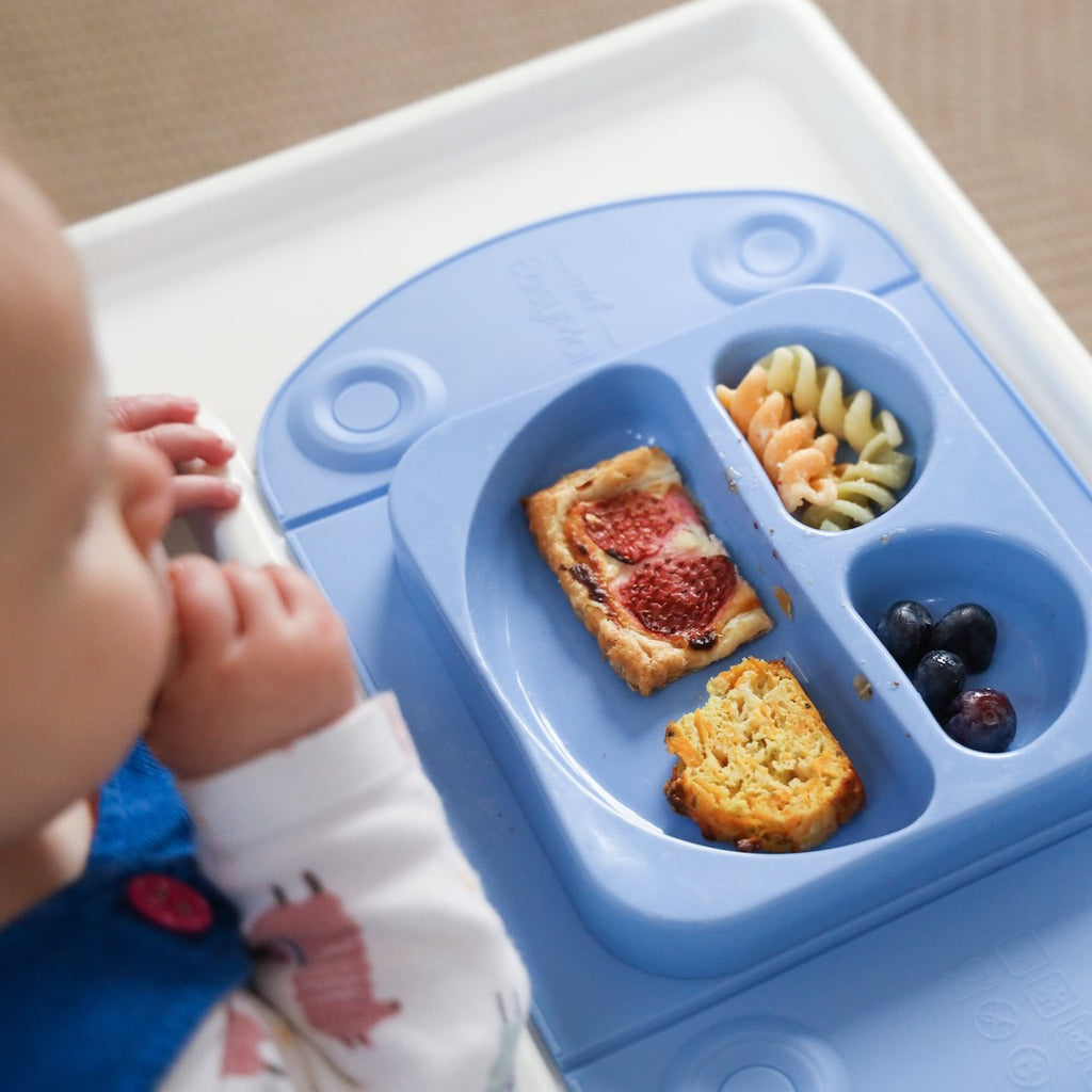 EasyTots EasyMat Mini: Portable Baby Divided Suction Tray